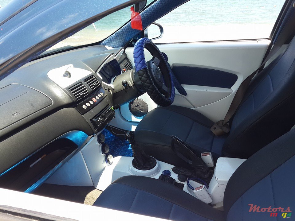 2005' Proton Gen.2 Gen 2 photo #6