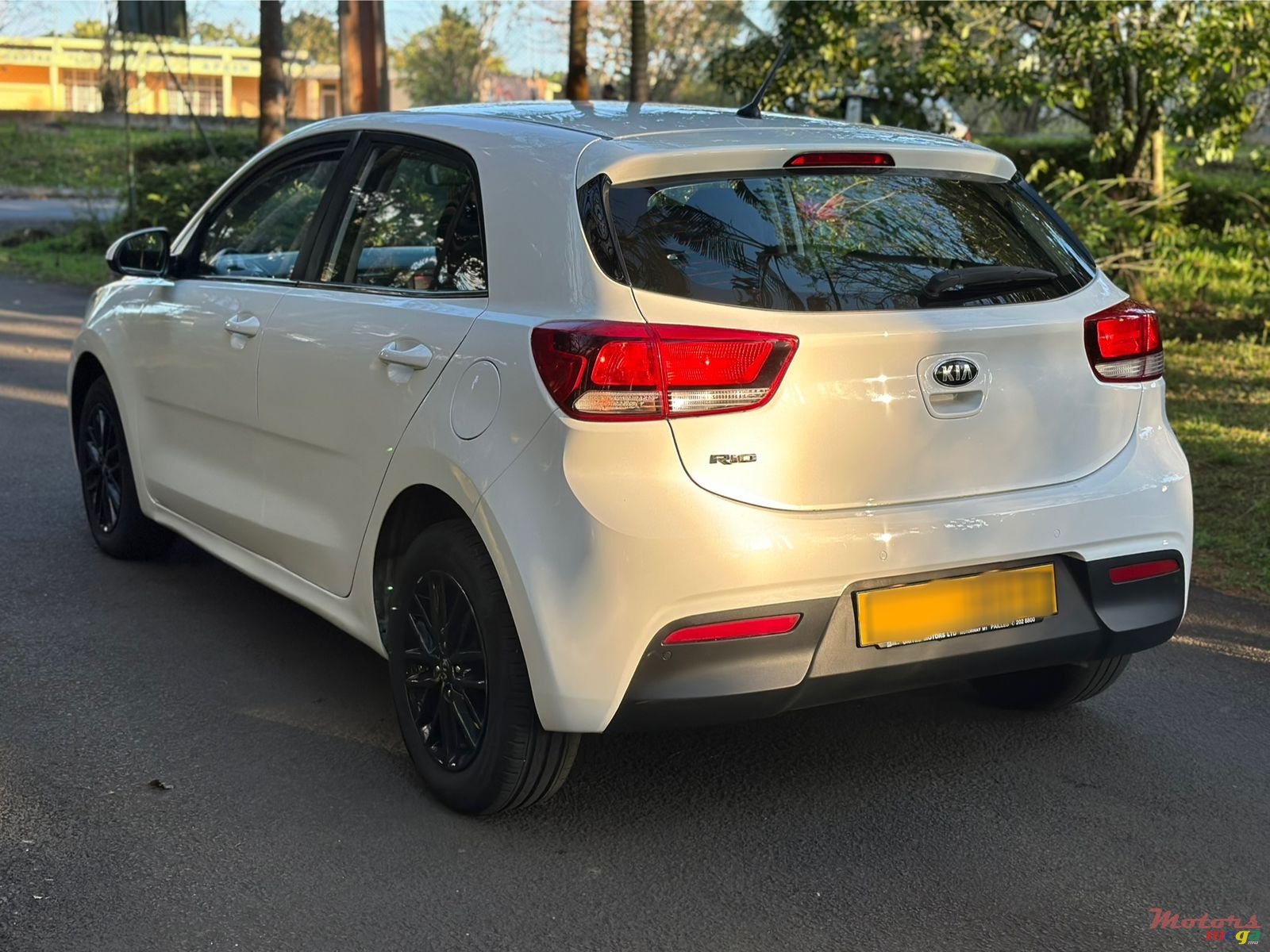 2021' Kia Rio photo #5