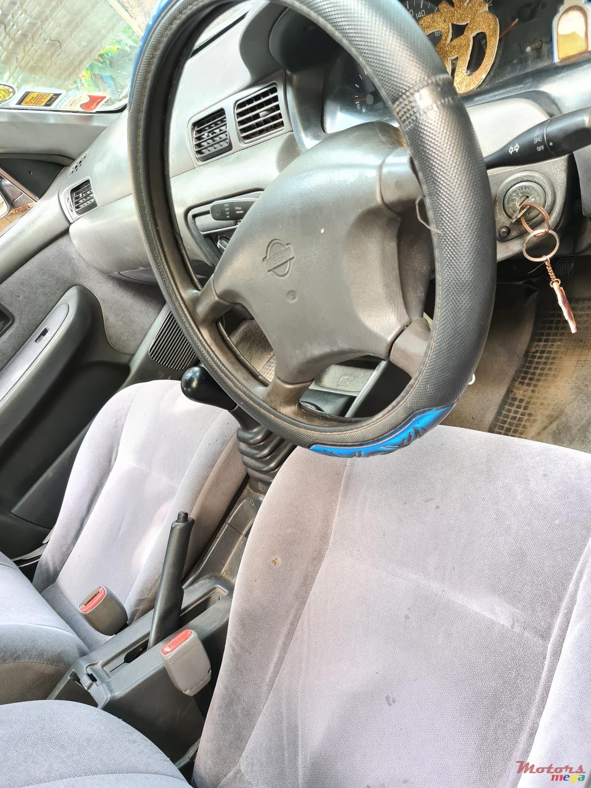 2000' Nissan Sunny photo #4