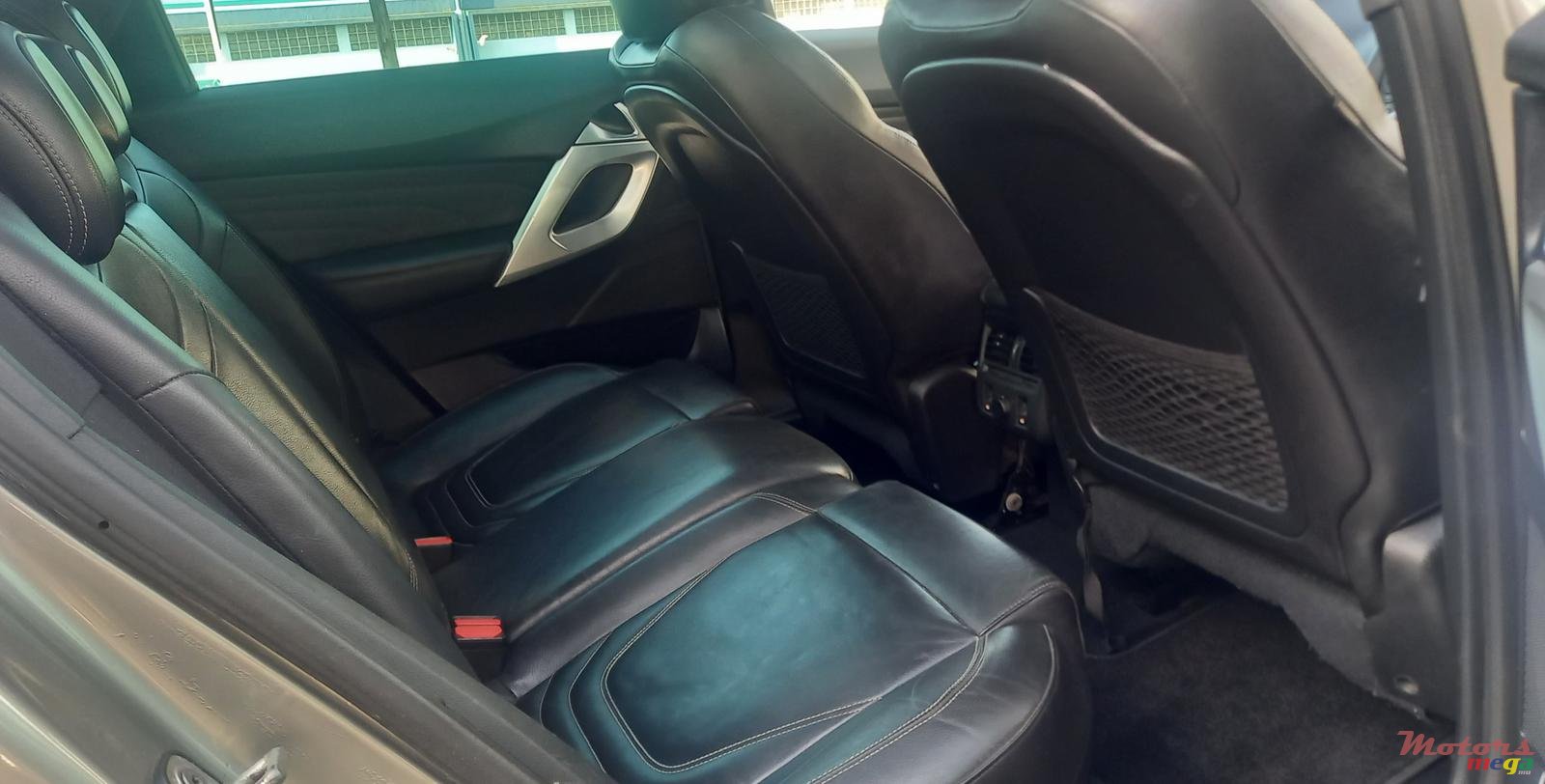 2014' Citroen DS5 photo #7