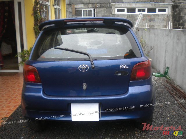 1999' Toyota vitz photo #2