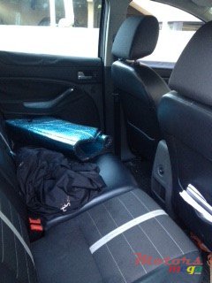 2012' Ford Kuga photo #6