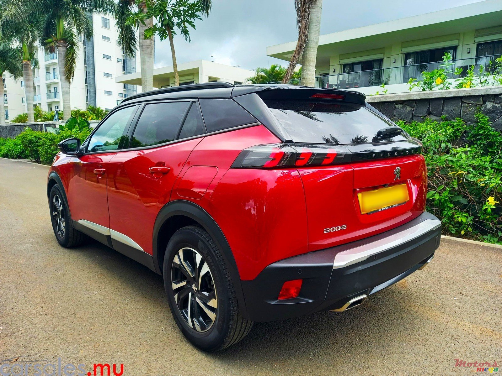 2021' Peugeot 2008 Allure 1.2T photo #3