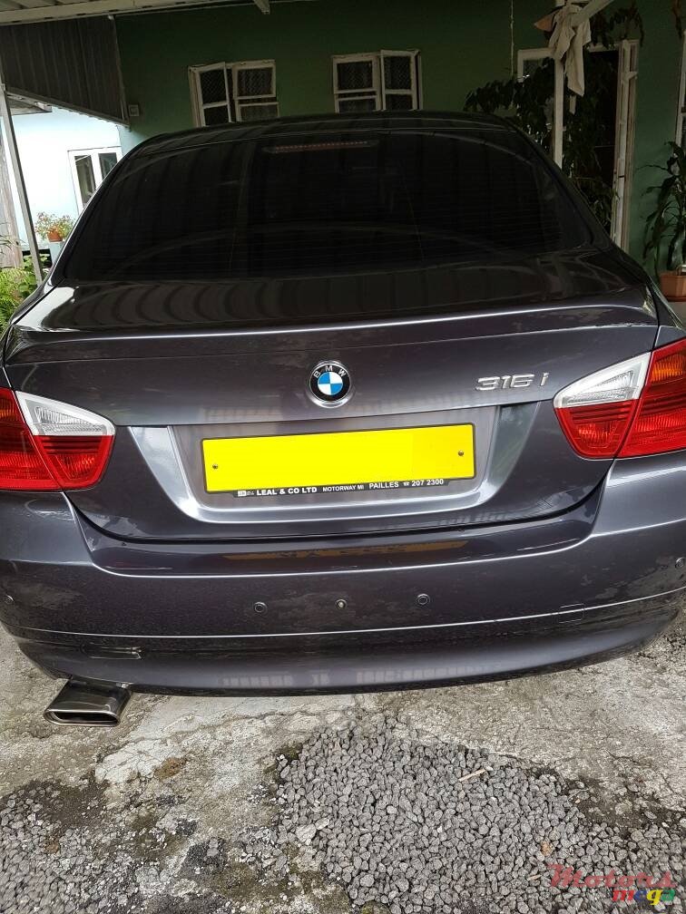 2006' BMW 3 Series photo #5