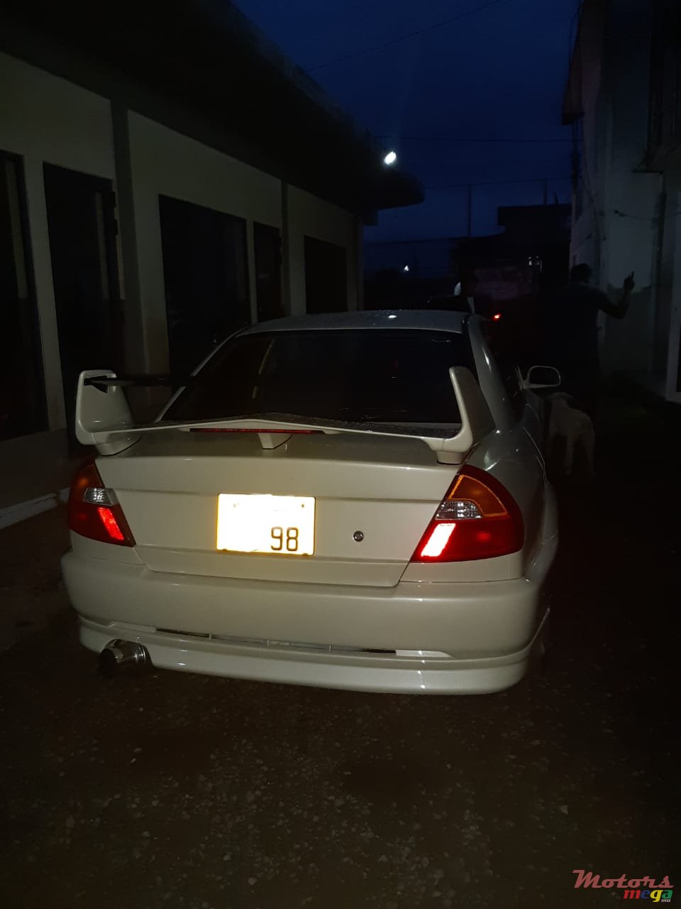 1998' Mitsubishi Lancer Evolution photo #3