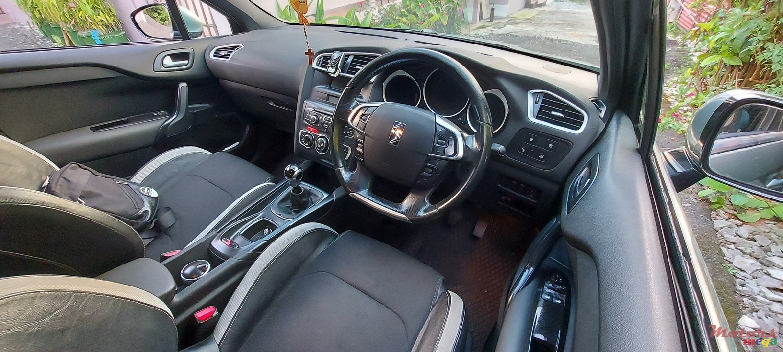 2012' Citroen DS4 No photo #6