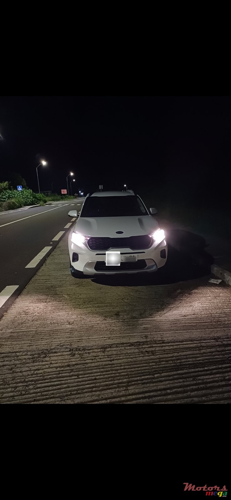 2021' Kia Sonet photo #4