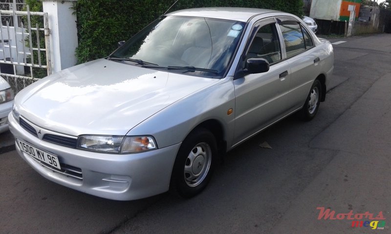 1996' Mitsubishi Lancer origine photo #1