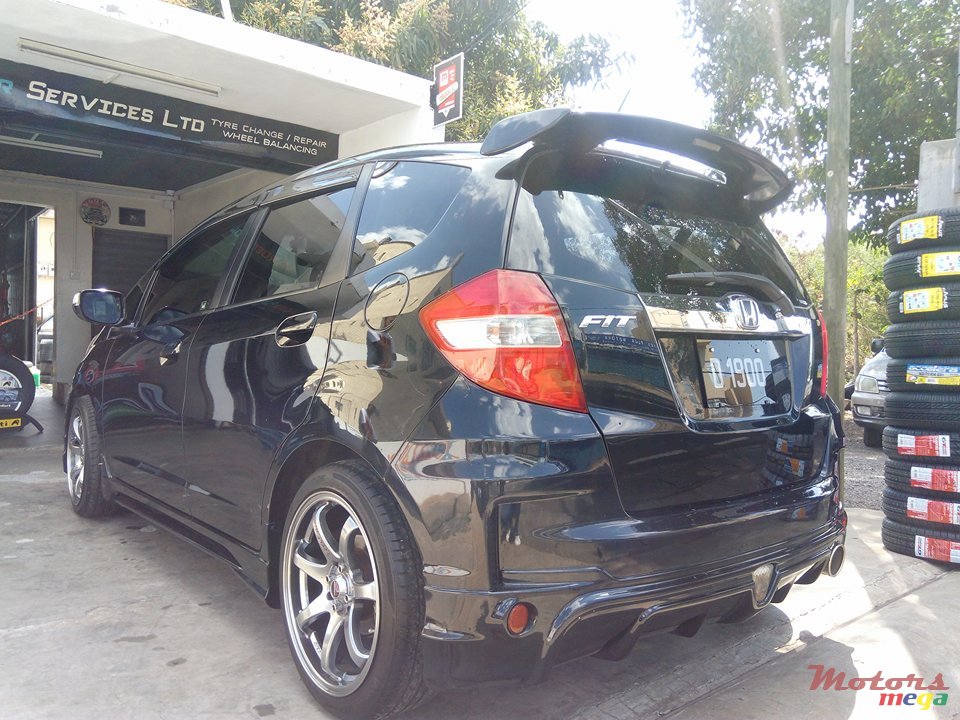 2013' Honda Fit photo #3