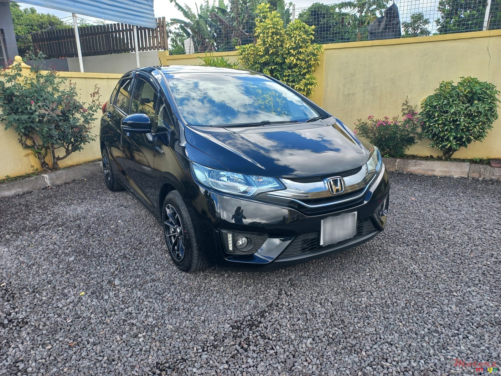 2014' Honda Fit Automatic Hybrid photo #1