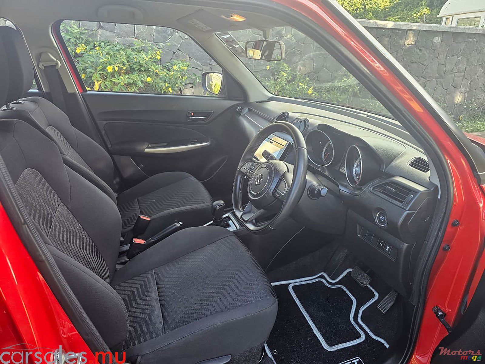 2023' Suzuki Swift GLX 1.2 photo #6