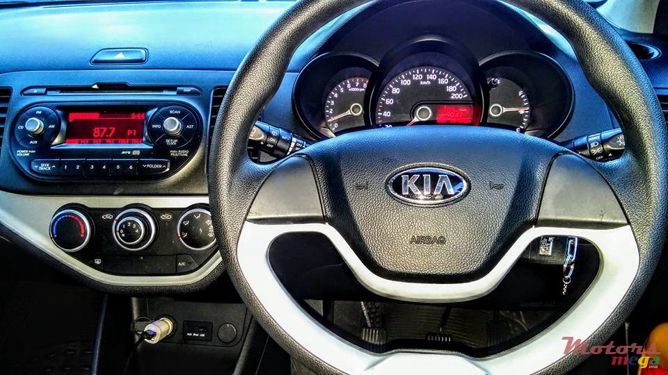 2013' Kia Picanto Full Executive photo #4