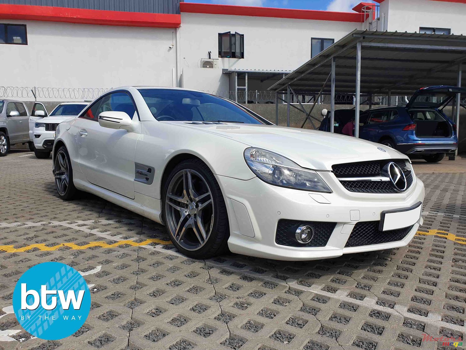 2009' Mercedes-Benz SL 63 AMG photo #1