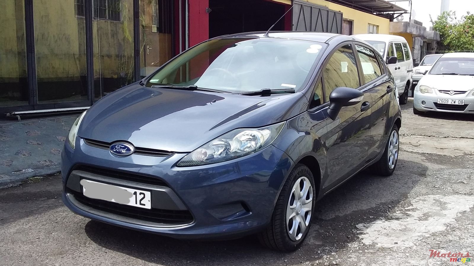 2012' Ford Fiesta photo #1