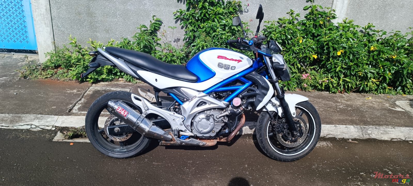 2010' Suzuki photo #2