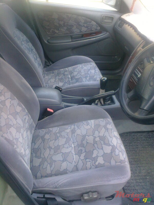 1998' Toyota Corona Corona photo #4