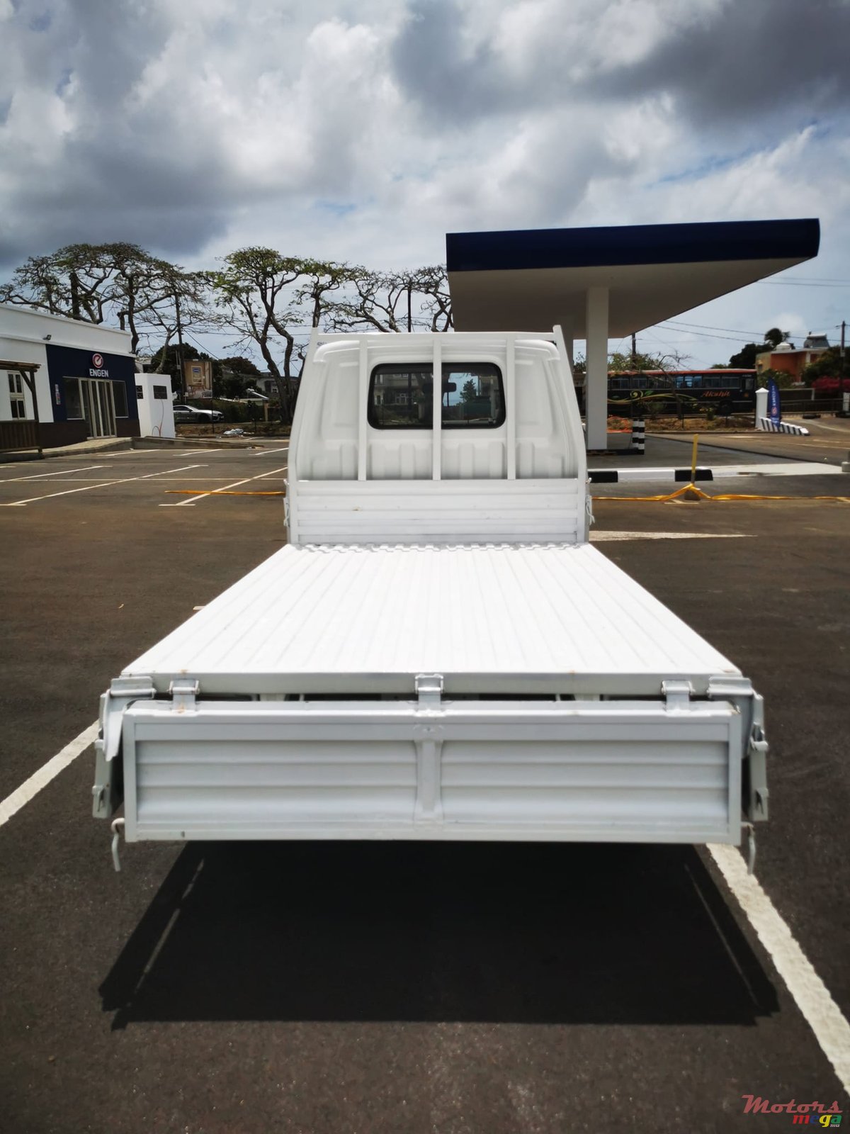 1996' Nissan Vanette photo #3