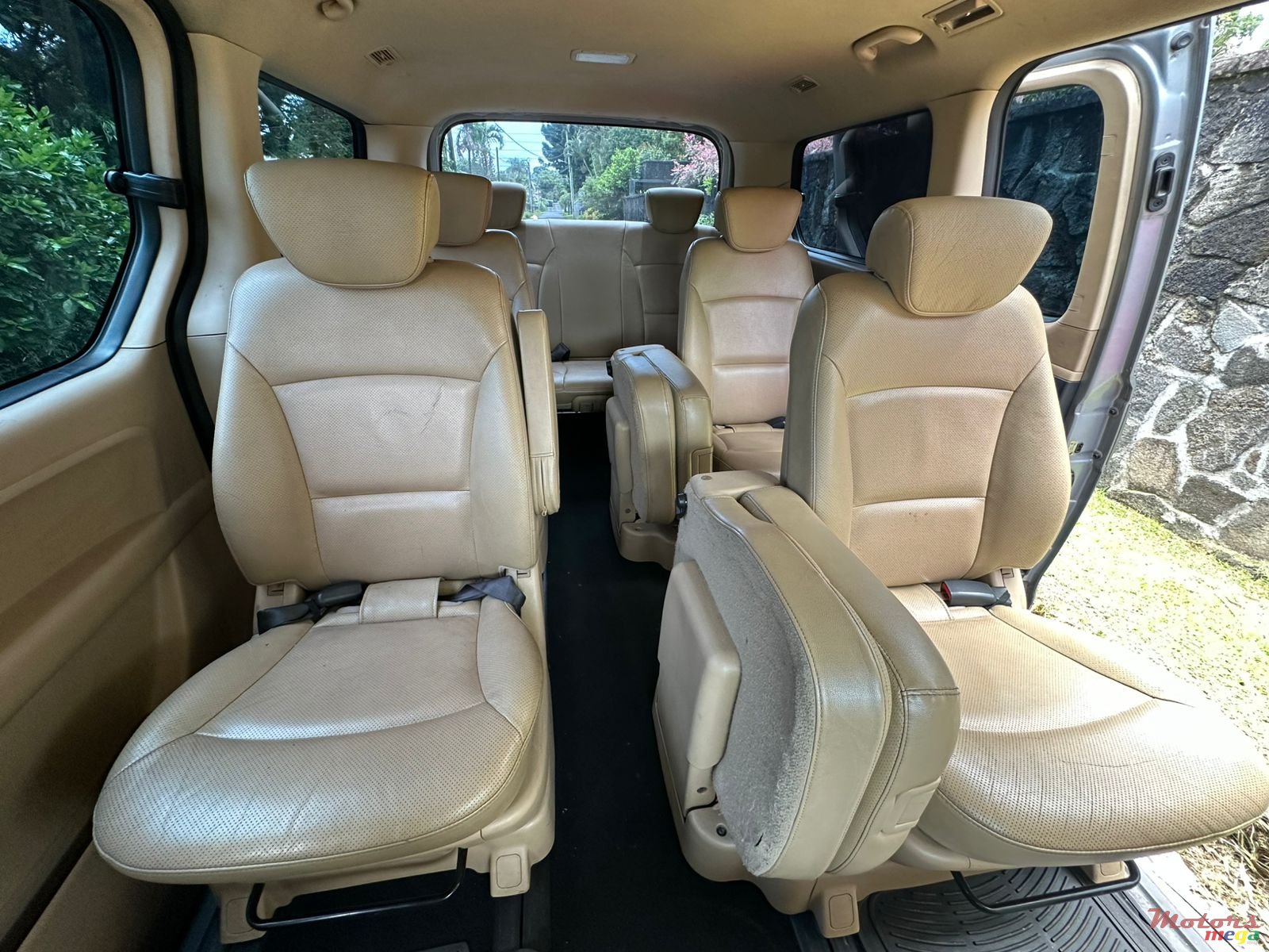 2020' Hyundai H-1 photo #7