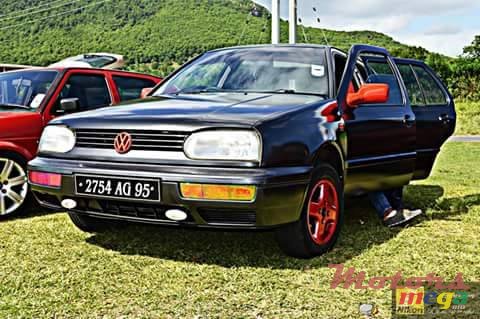 1995' Volkswagen Golf III photo #4