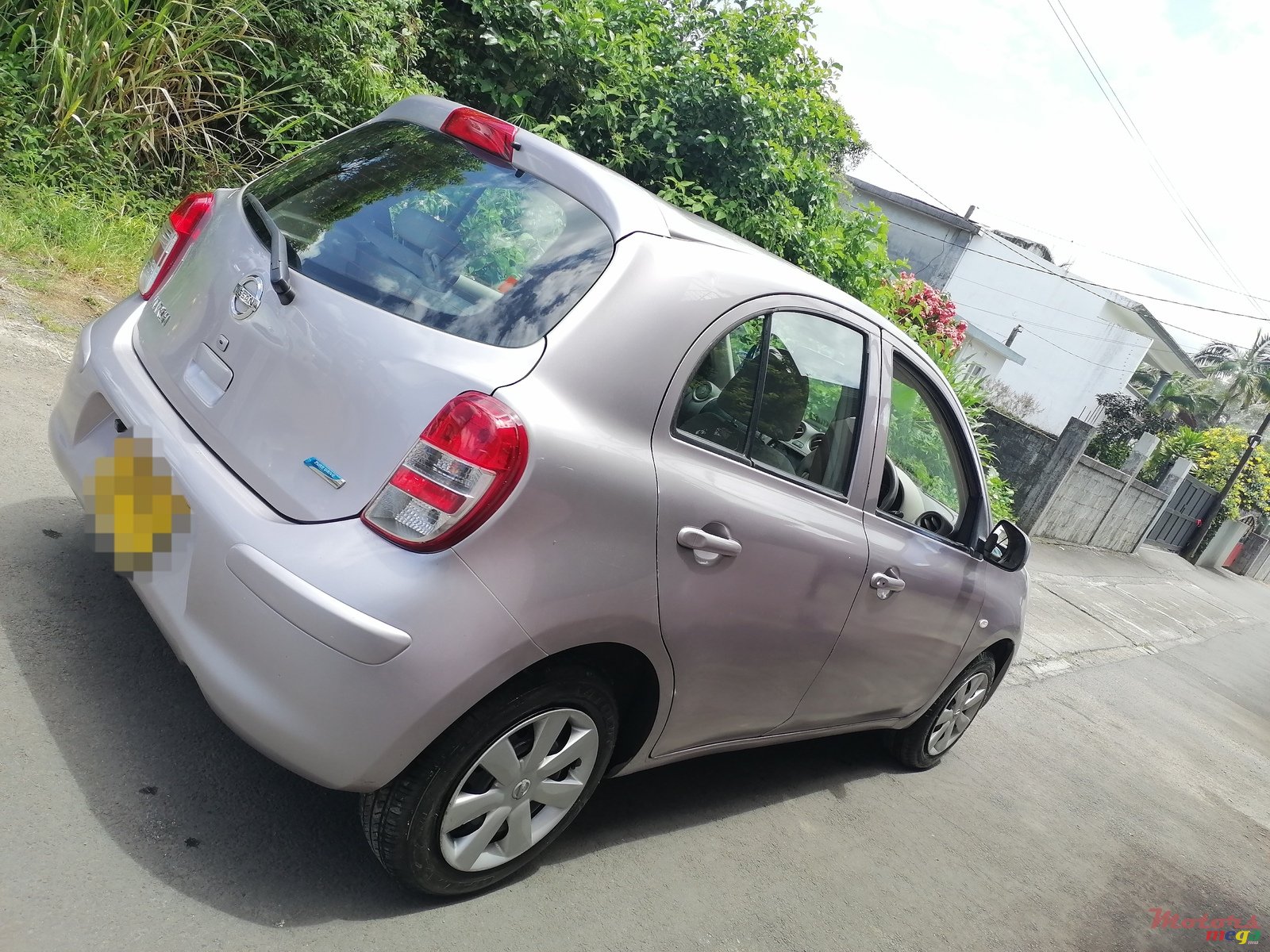 2011' Nissan March photo #3