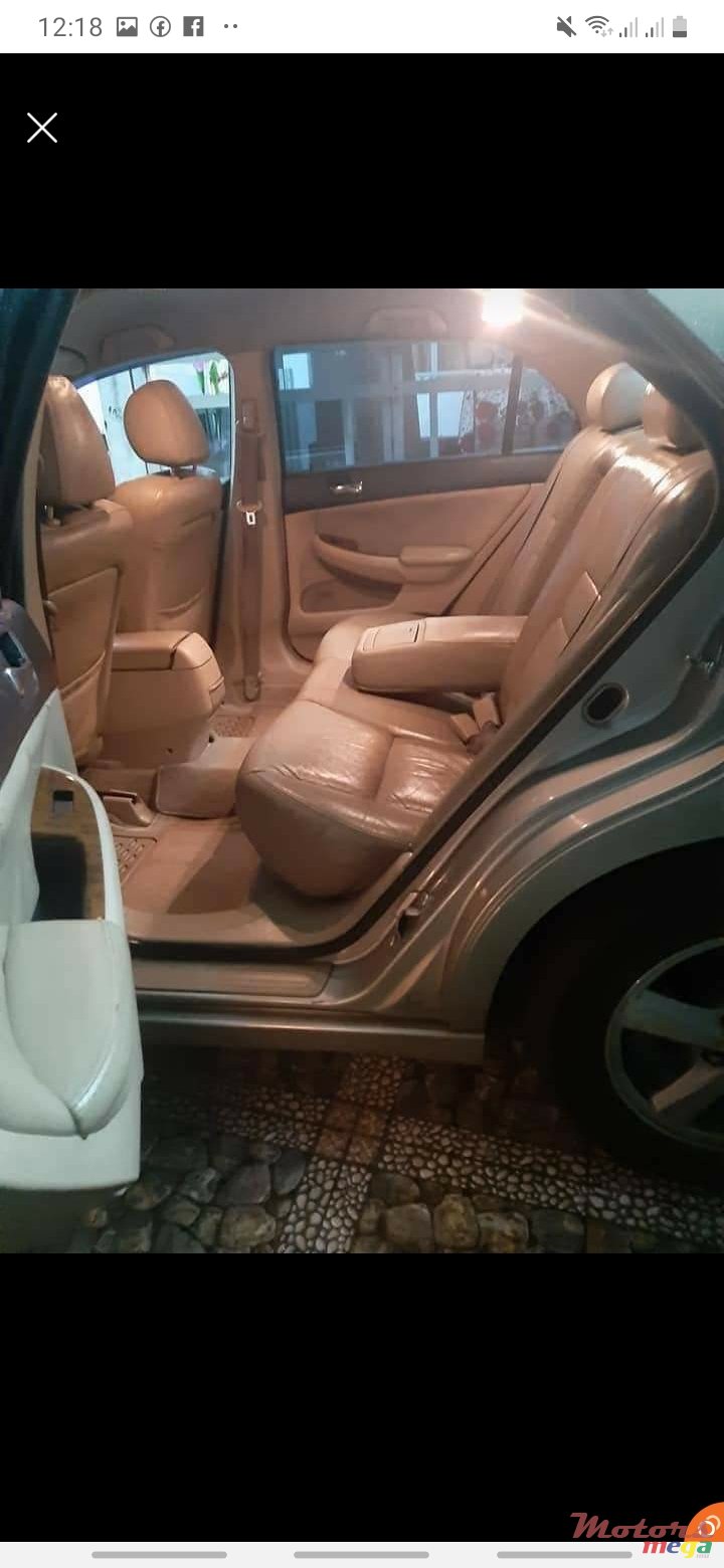 2006' Honda Accord photo #6