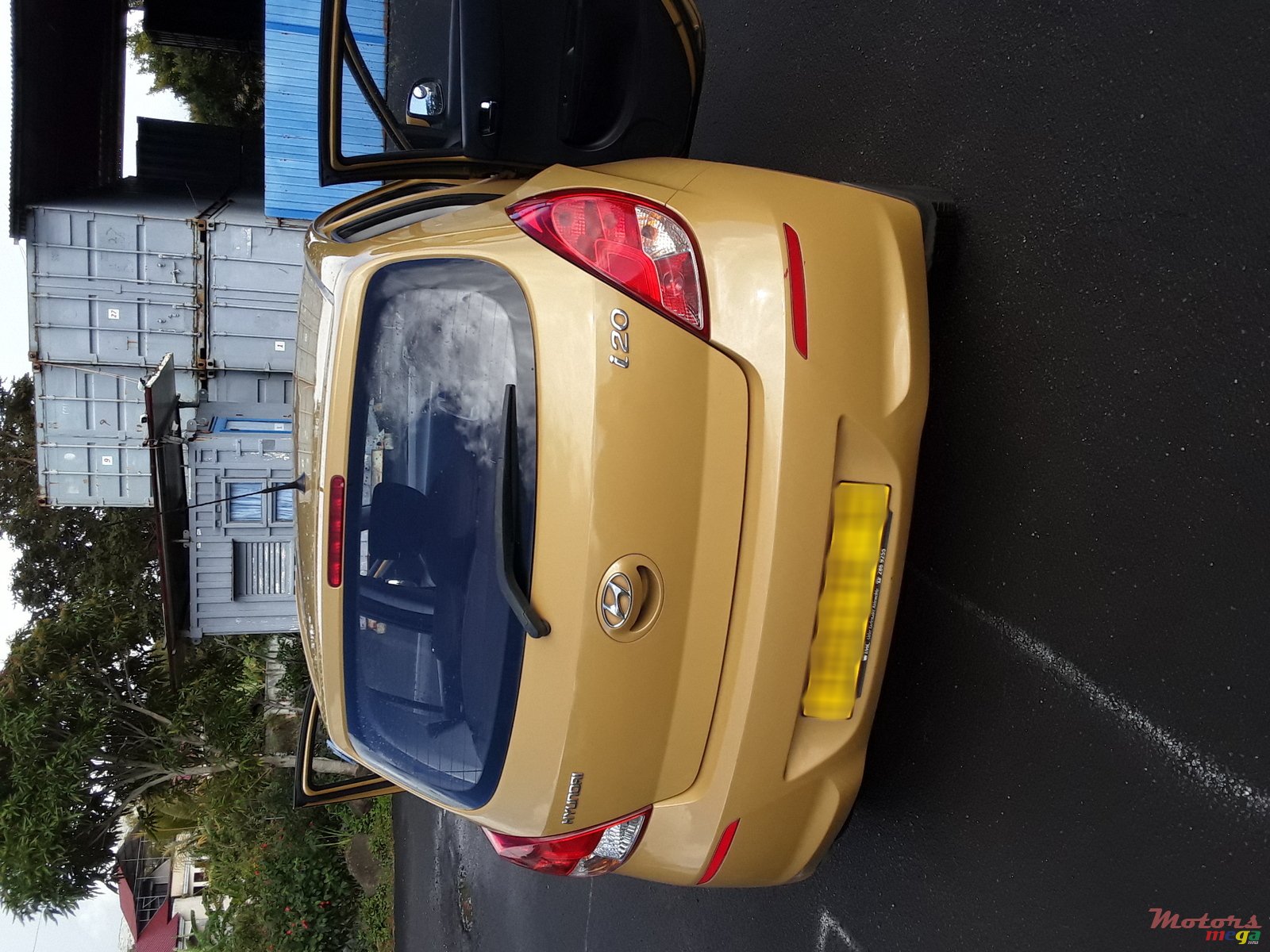 2015' Hyundai i20 photo #2