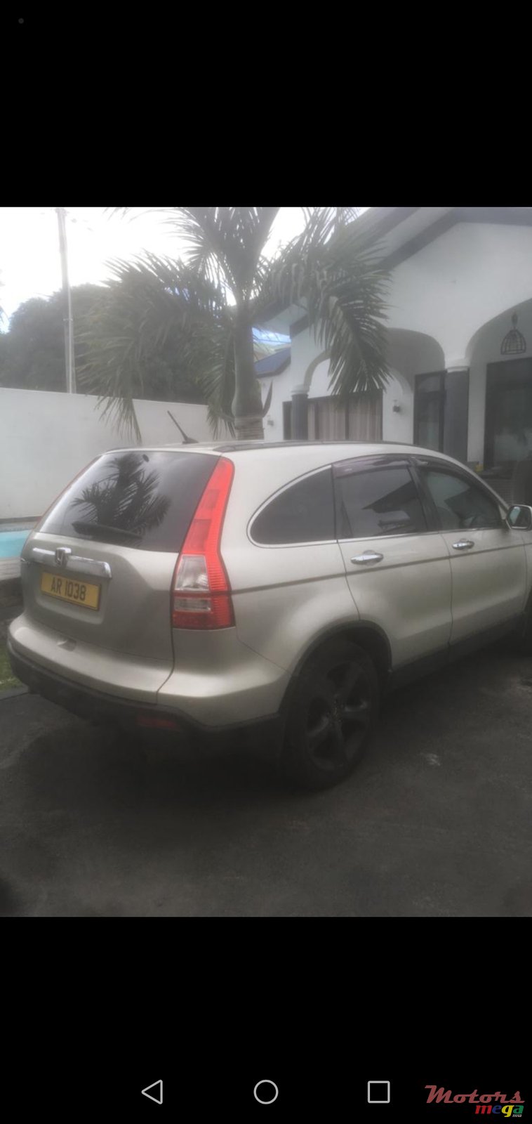 2007' Honda CR-V Hatchback photo #1