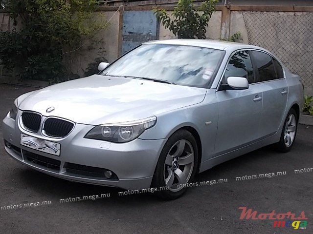 2004' BMW 5 Series 520 I photo #2