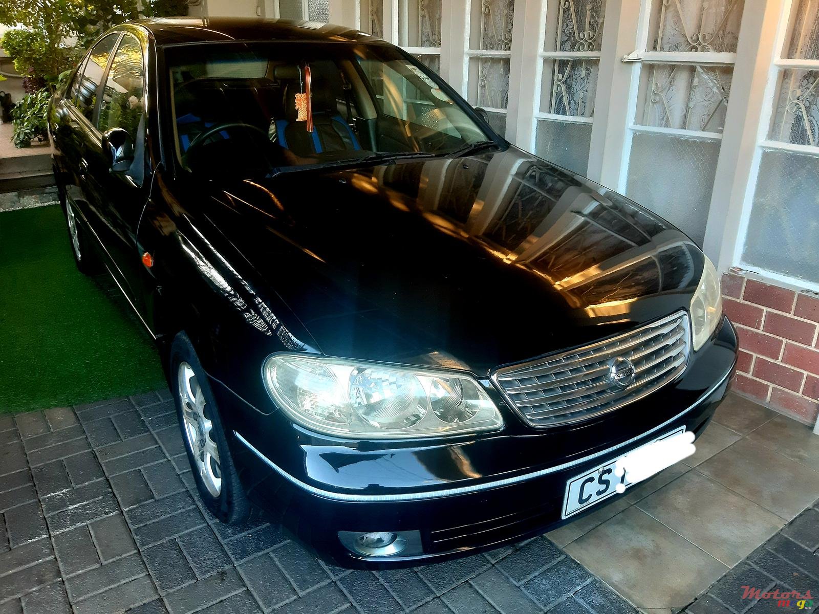 2005' Nissan Sunny N17 photo #2