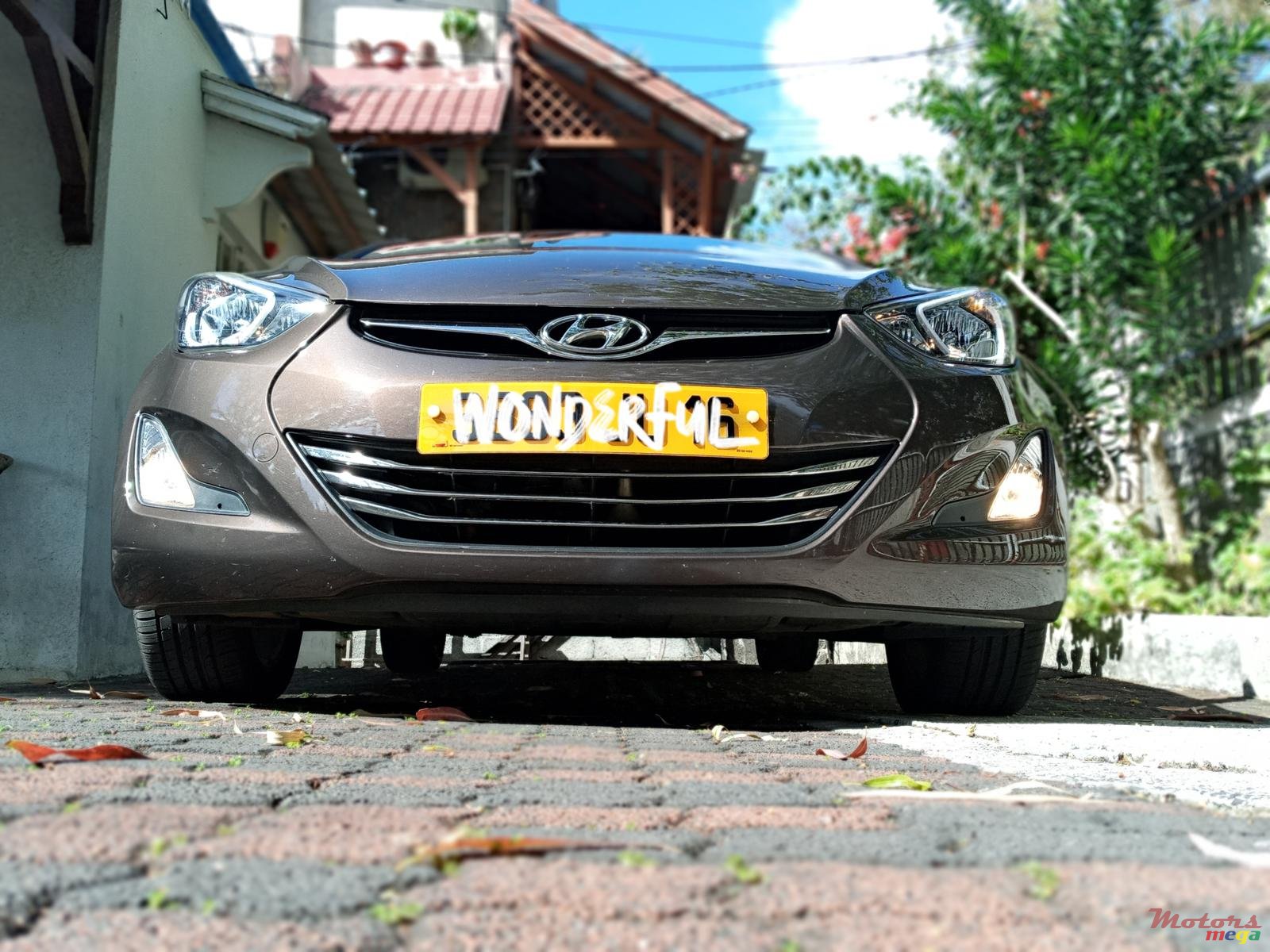 2016' Hyundai Elantra photo #5