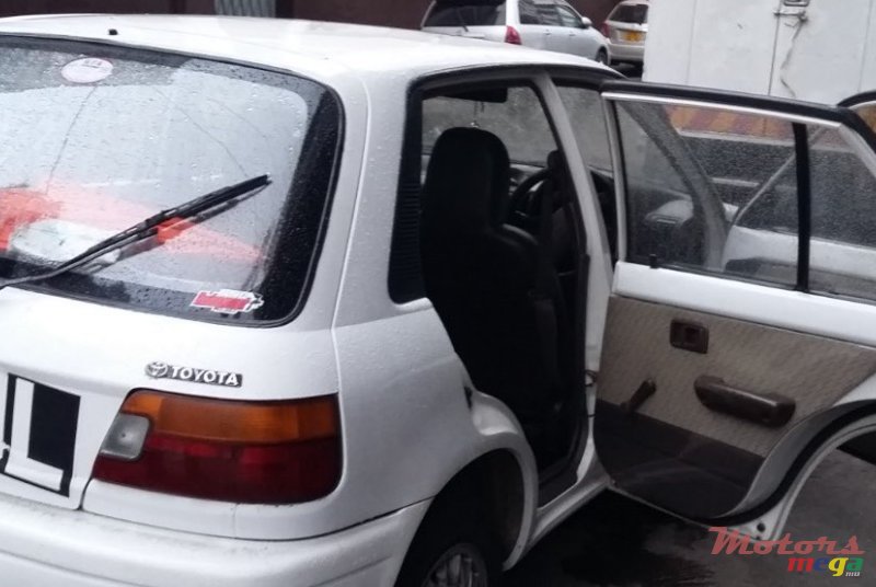 1991' Toyota Starlet photo #7