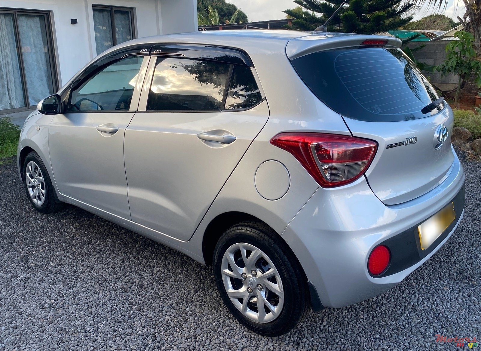 2020' Hyundai i10 Automatic photo #5