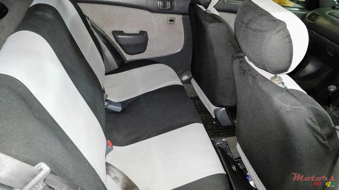 1997' Toyota Starlet Carat photo #5