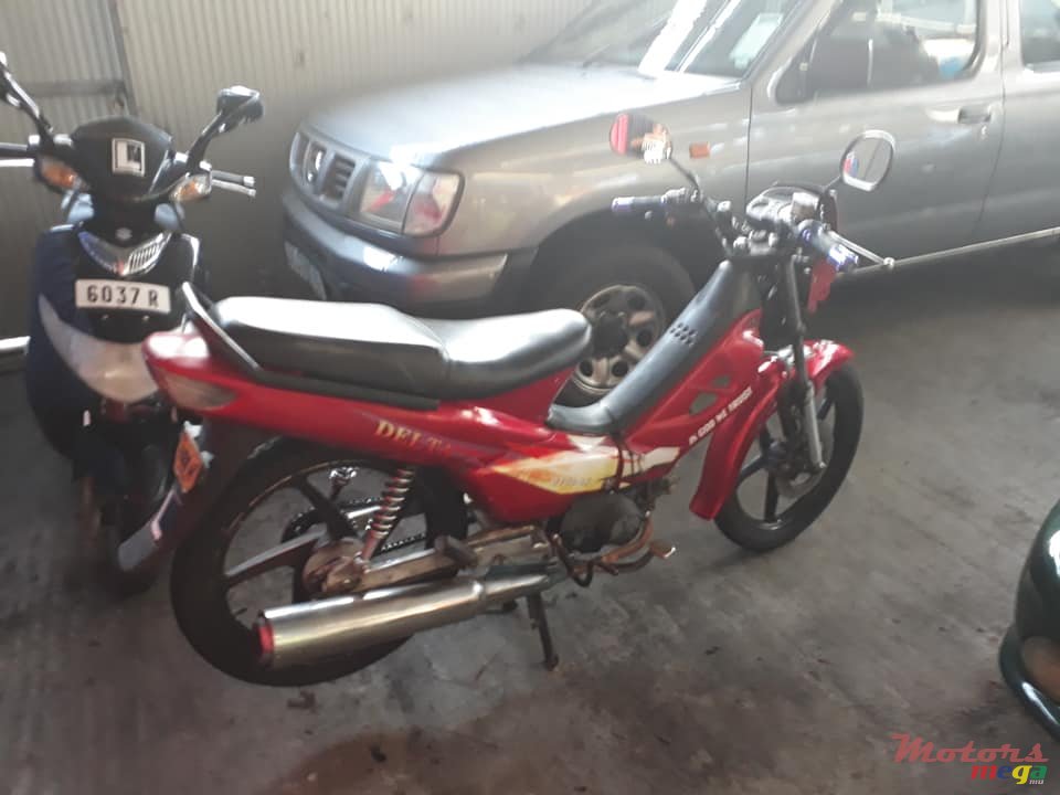 2004' Delta Mondial photo #1