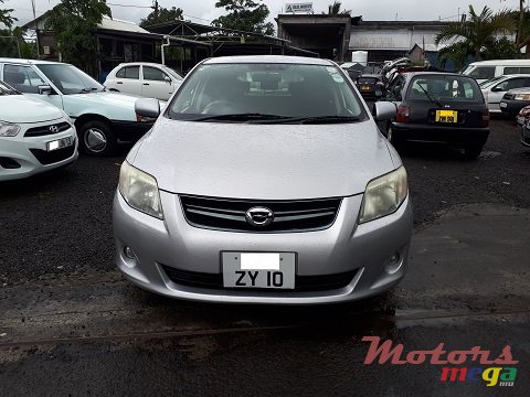 2010' Toyota Fielder photo #3