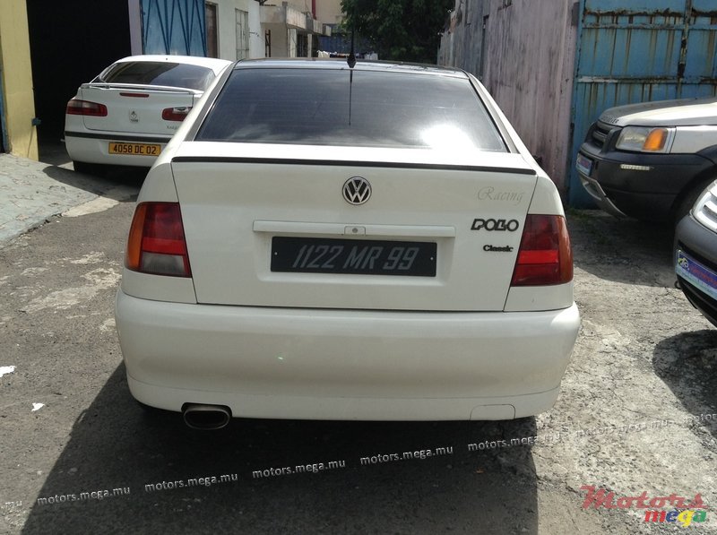 1999' Volkswagen Polo Classic photo #2