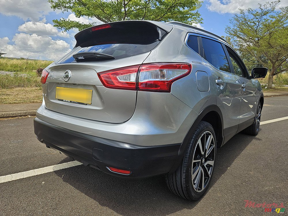 2015' Nissan Qashqai photo #4