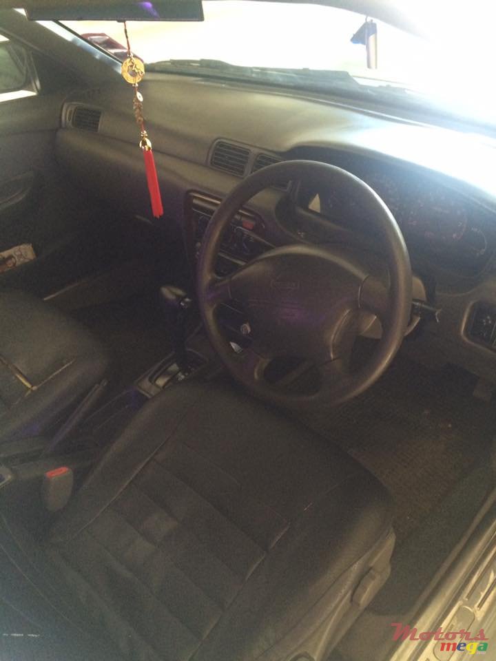 1999' Nissan Sunny B14 photo #2