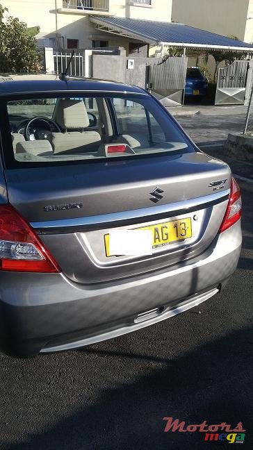 2013' Suzuki Swift Dzire photo #2