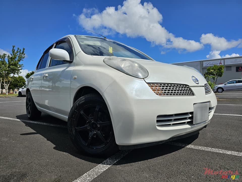 2005' Nissan March AK12 photo #6