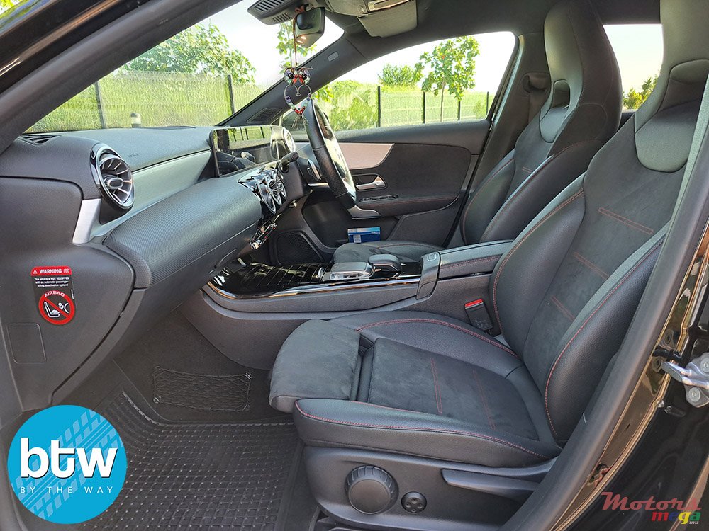 2020' Mercedes-Benz A 180 photo #5