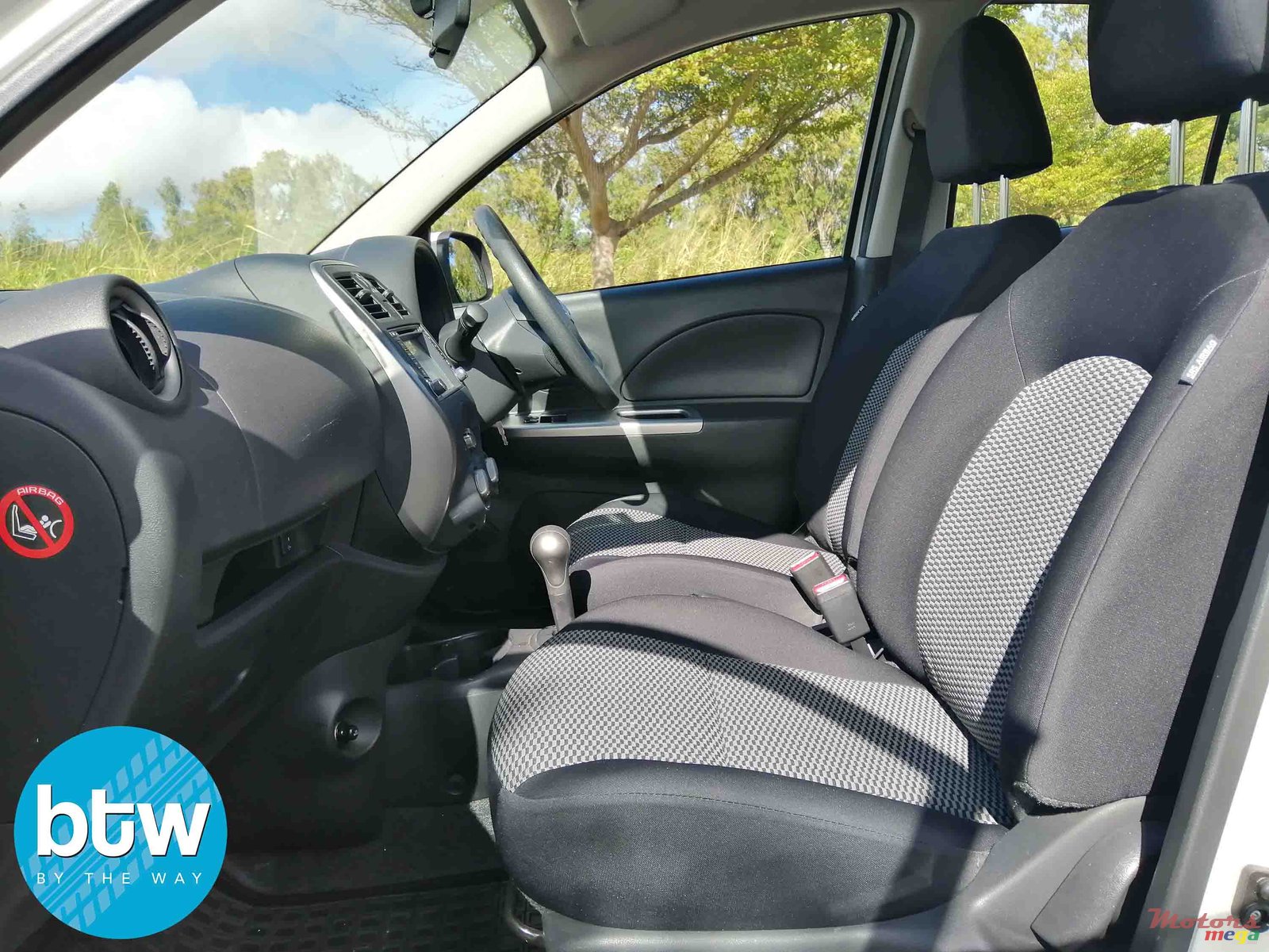 2016' Nissan Micra photo #5