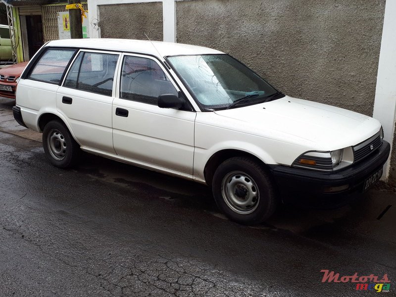 1990' Toyota Corolla photo #1