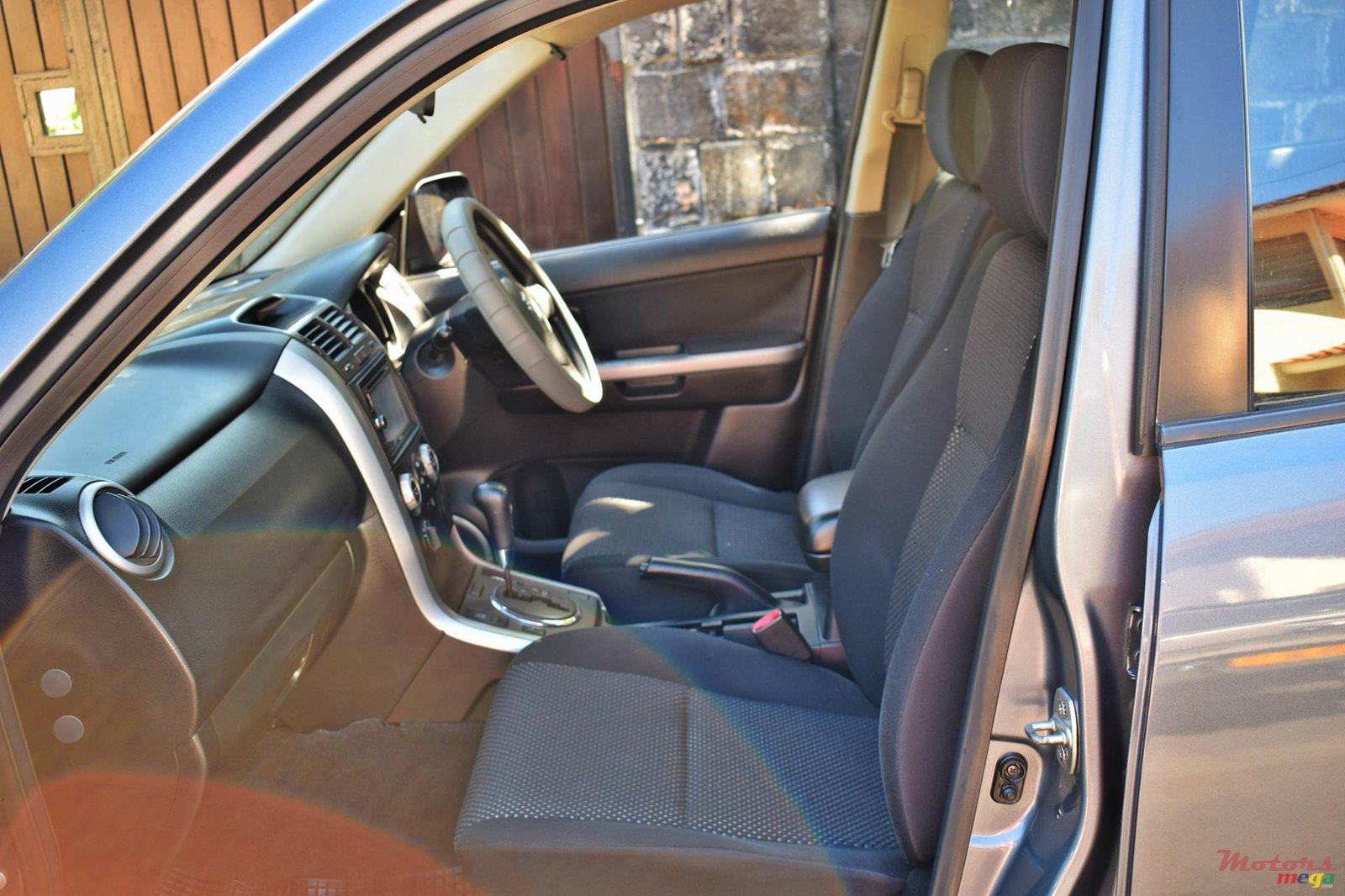 2008' Suzuki Grand Vitara photo #3