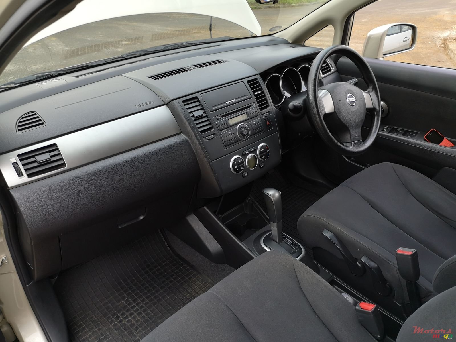 2007' Nissan Tiida photo #4