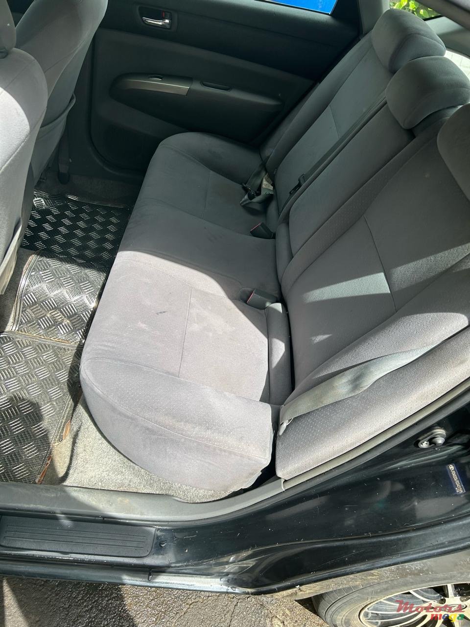 2008' Toyota Prius photo #4