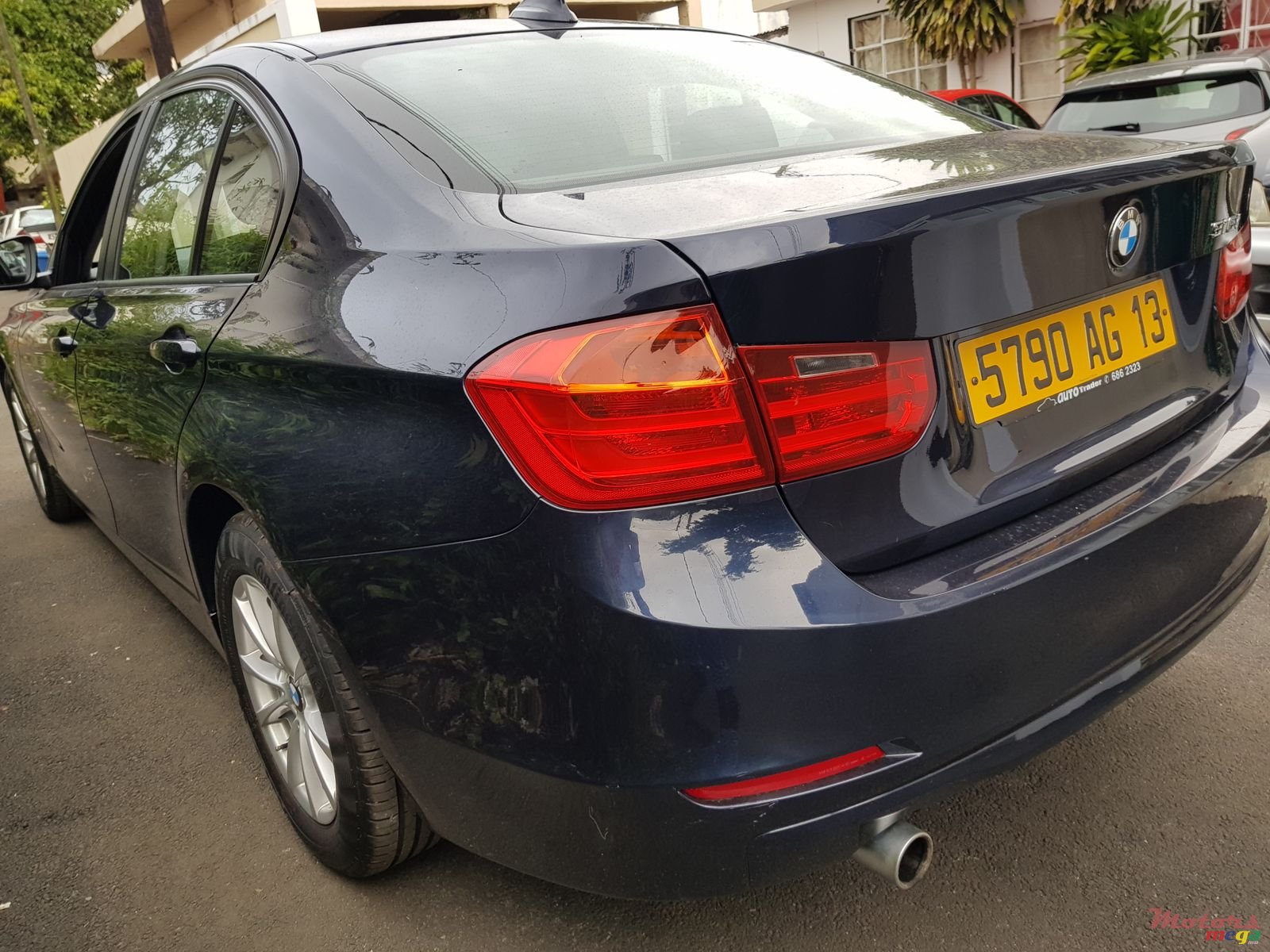 2013' BMW 316 photo #3