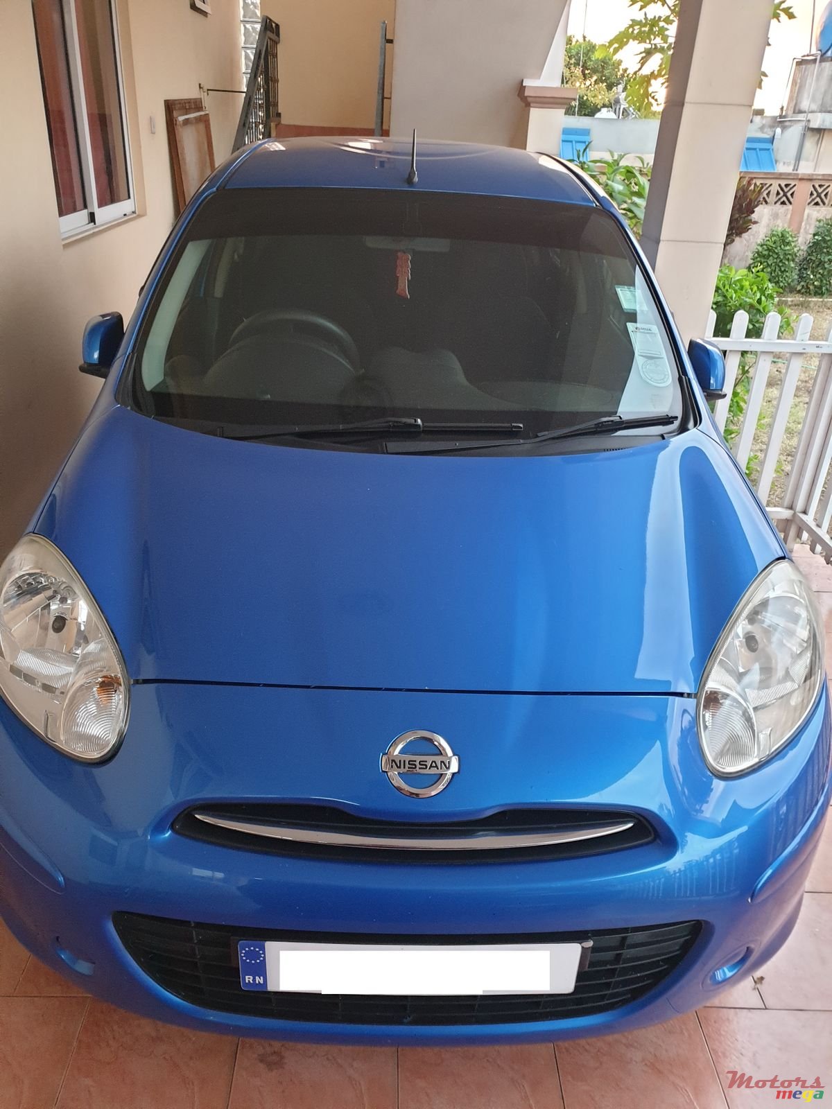 2012' Nissan March photo #1