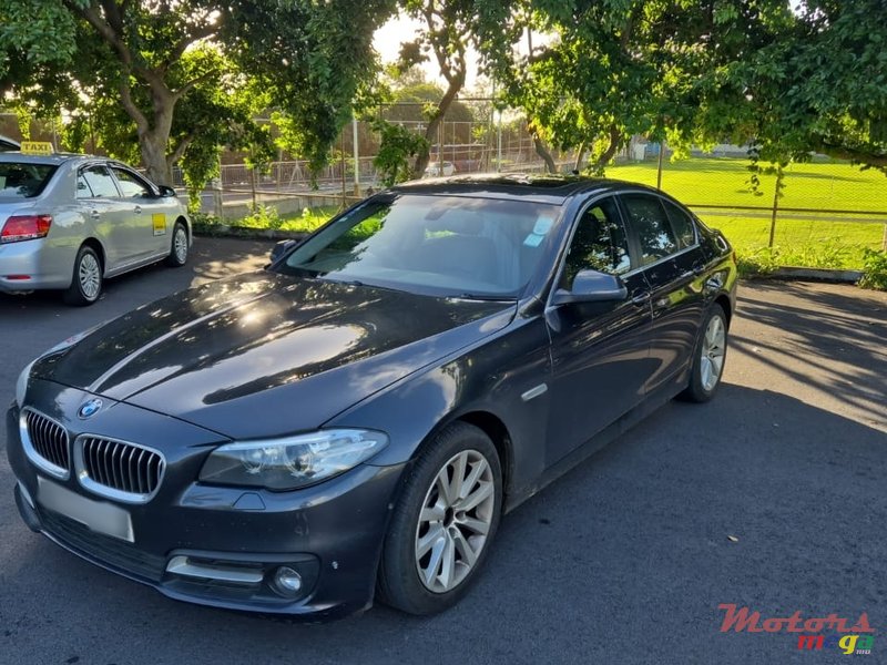 2016' BMW 5 Series photo #3