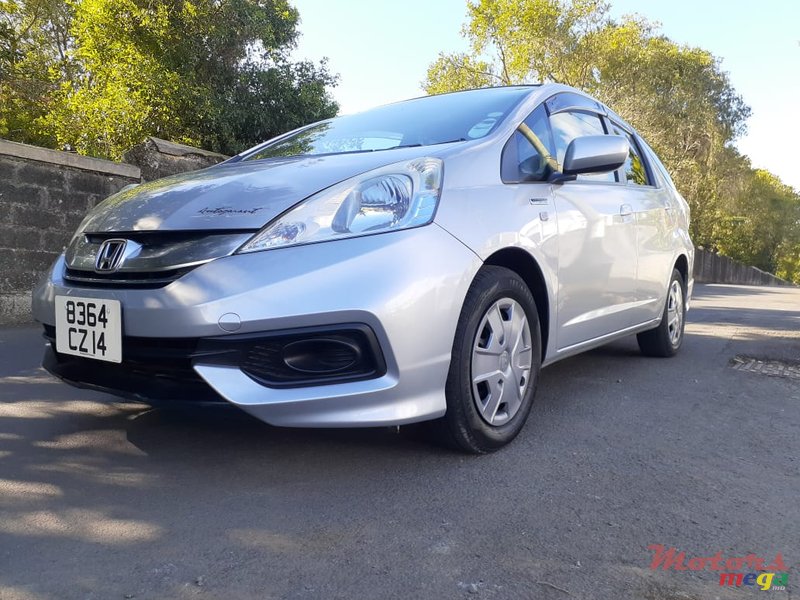 2014' Honda Fit Shuttle photo #1